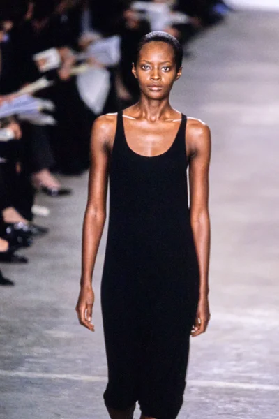 Look 14